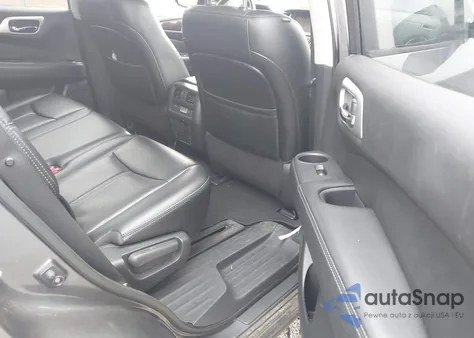 2015 Nissan Pathfinder Platinum z USA, uszkodzony, nr VIN 5N1AR2MN2FC627653